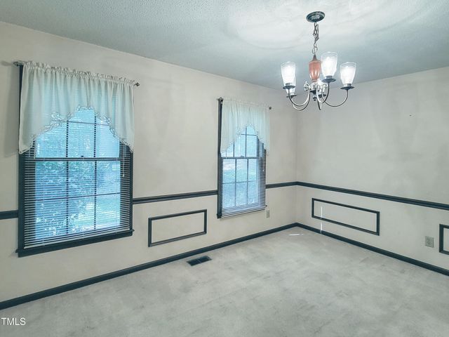 6508 Deerview Drive, Raleigh, NC 27606