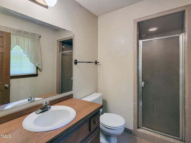 6508 Deerview Drive, Raleigh, NC 27606