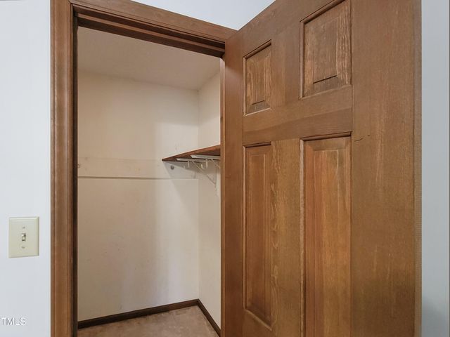 6508 Deerview Drive, Raleigh, NC 27606