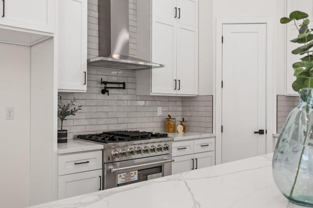 9017 Phoenix Ave, Fair Oaks, CA 95628