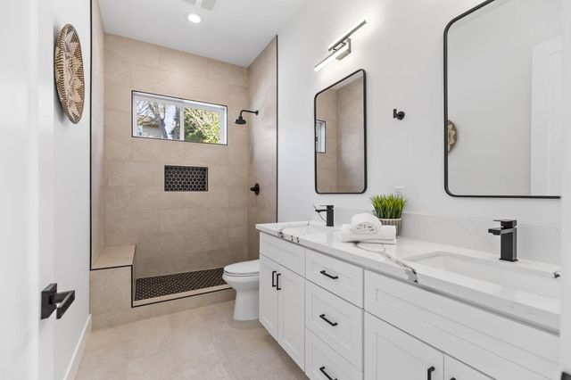 9017 Phoenix Ave, Fair Oaks, CA 95628