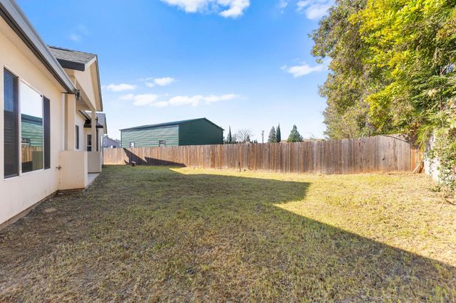 9017 Phoenix Ave, Fair Oaks, CA 95628