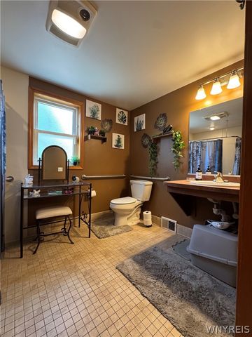 207 Wardman Road, Tonawanda, NY 14217
