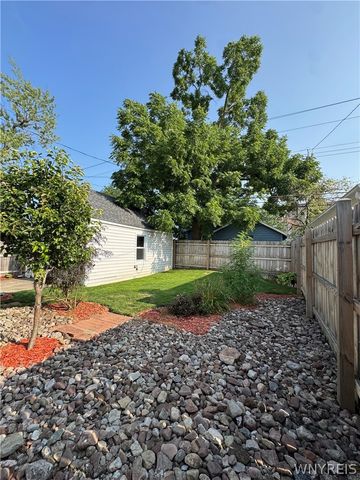 207 Wardman Road, Tonawanda, NY 14217