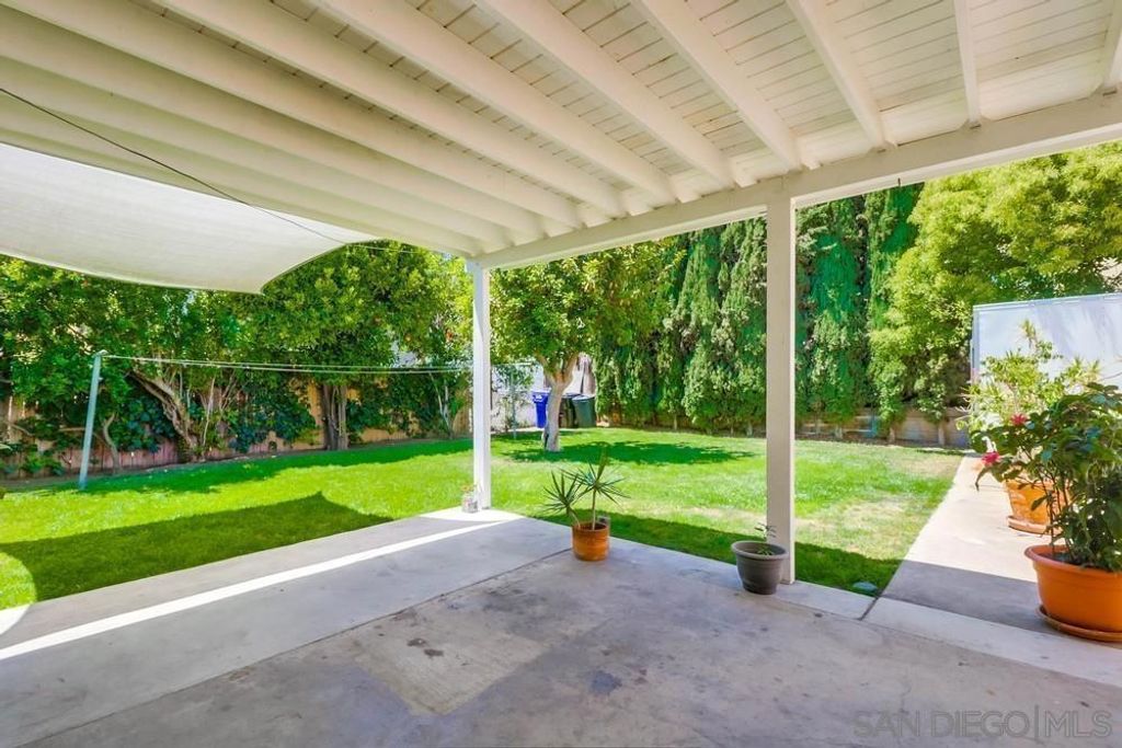 Image 3 of property listing at 3280 Gillette Street, San Diego, CA 92102