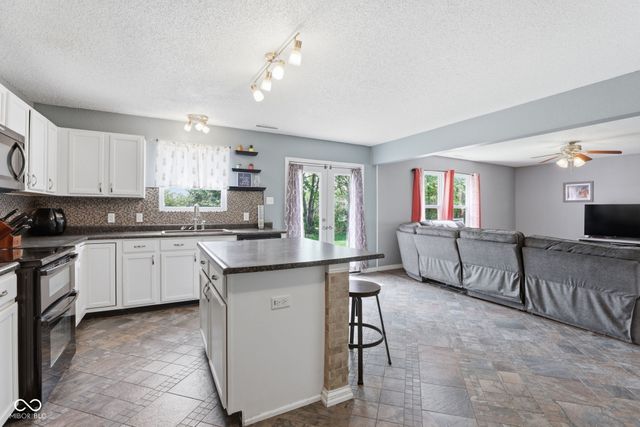 9711 W Stargazer Drive, Pendleton, IN 46064