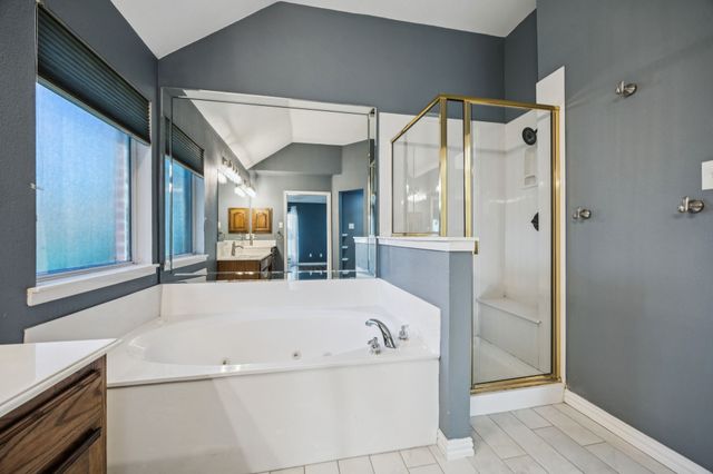 700 Lake Vista Lane, Lavon, TX 75166