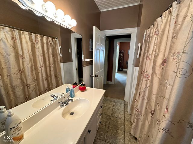 117 S Gladstone Avenue, Indianapolis, IN 46201