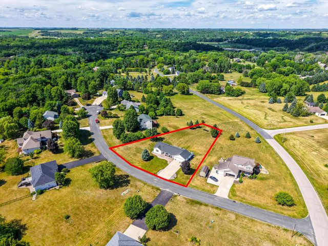 1090 Cedar Ridge Lane SW, Oronoco, MN 55960