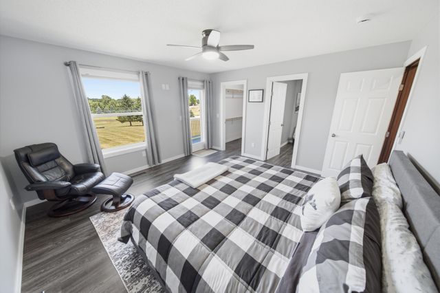 1090 Cedar Ridge Lane SW, Oronoco, MN 55960