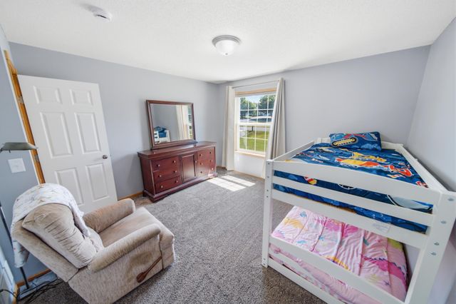 1090 Cedar Ridge Lane SW, Oronoco, MN 55960
