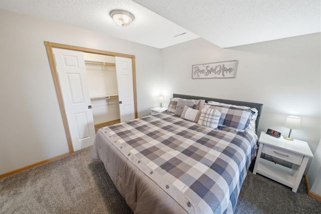 1090 Cedar Ridge Lane SW, Oronoco, MN 55960