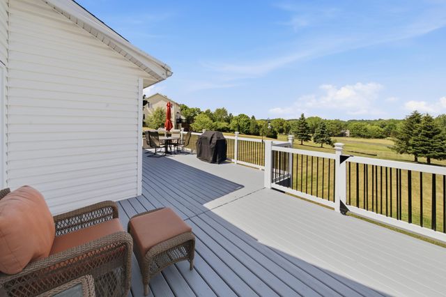 1090 Cedar Ridge Lane SW, Oronoco, MN 55960