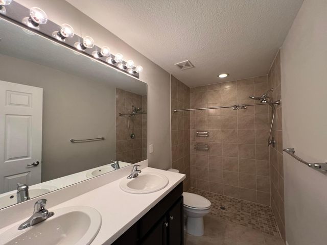 5865 NW Mesa Circle, Port St. Lucie, Port St Lucie, FL 34986