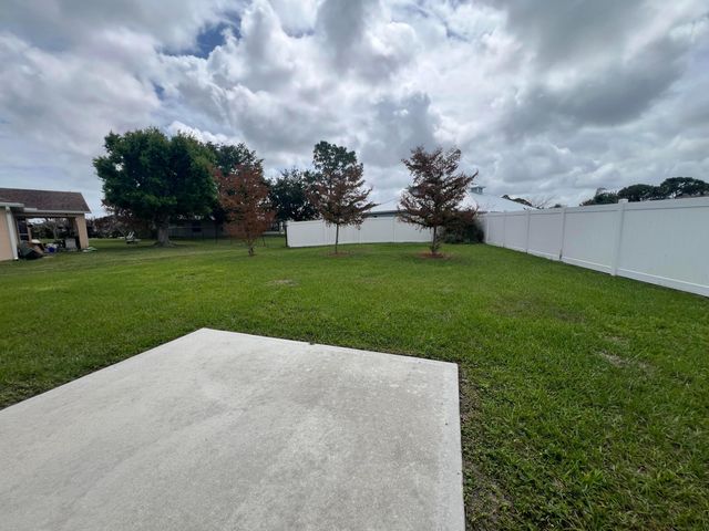 5865 NW Mesa Circle, Port St. Lucie, Port St Lucie, FL 34986