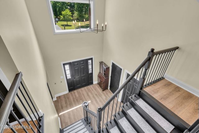 4 Alpine Trail, Tinton Falls, NJ 07712