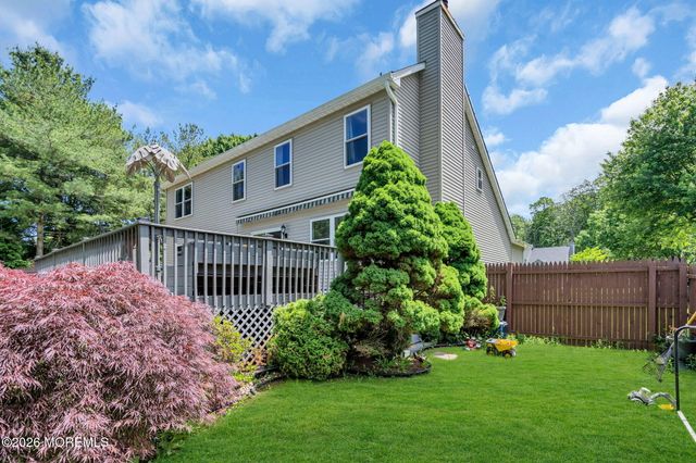 4 Alpine Trail, Tinton Falls, NJ 07712