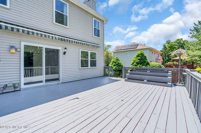 4 Alpine Trail, Tinton Falls, NJ 07712