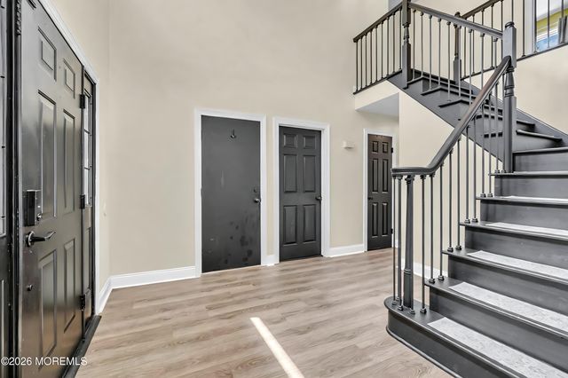 4 Alpine Trail, Tinton Falls, NJ 07712
