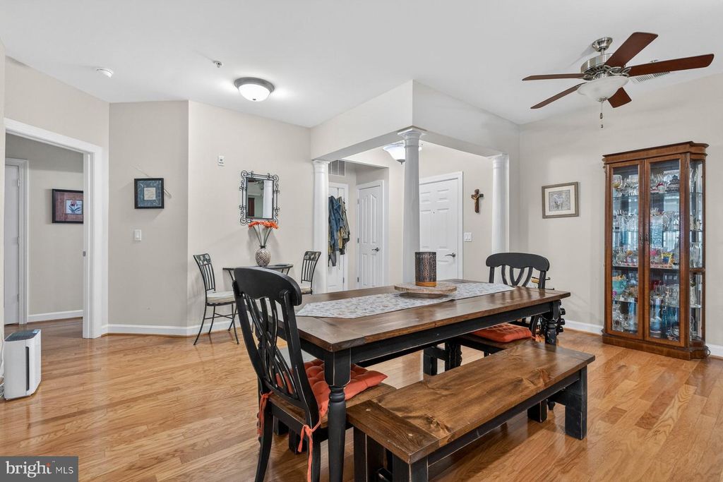Image 14 of property listing at 800 EDELEN STATION PL #204, La Plata, MD 20646