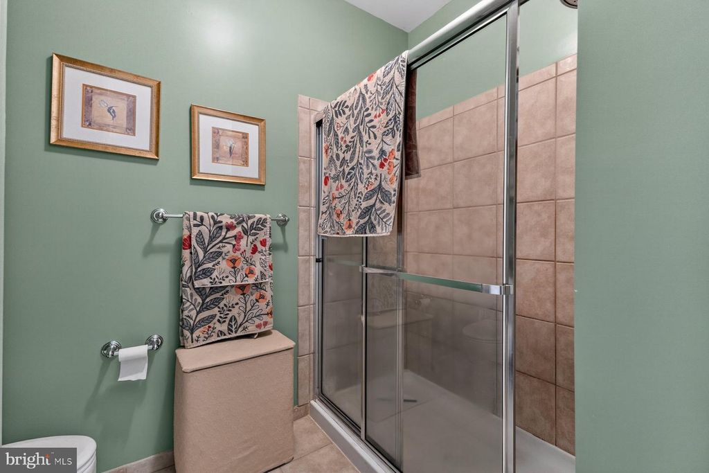 Image 22 of property listing at 800 EDELEN STATION PL #204, La Plata, MD 20646