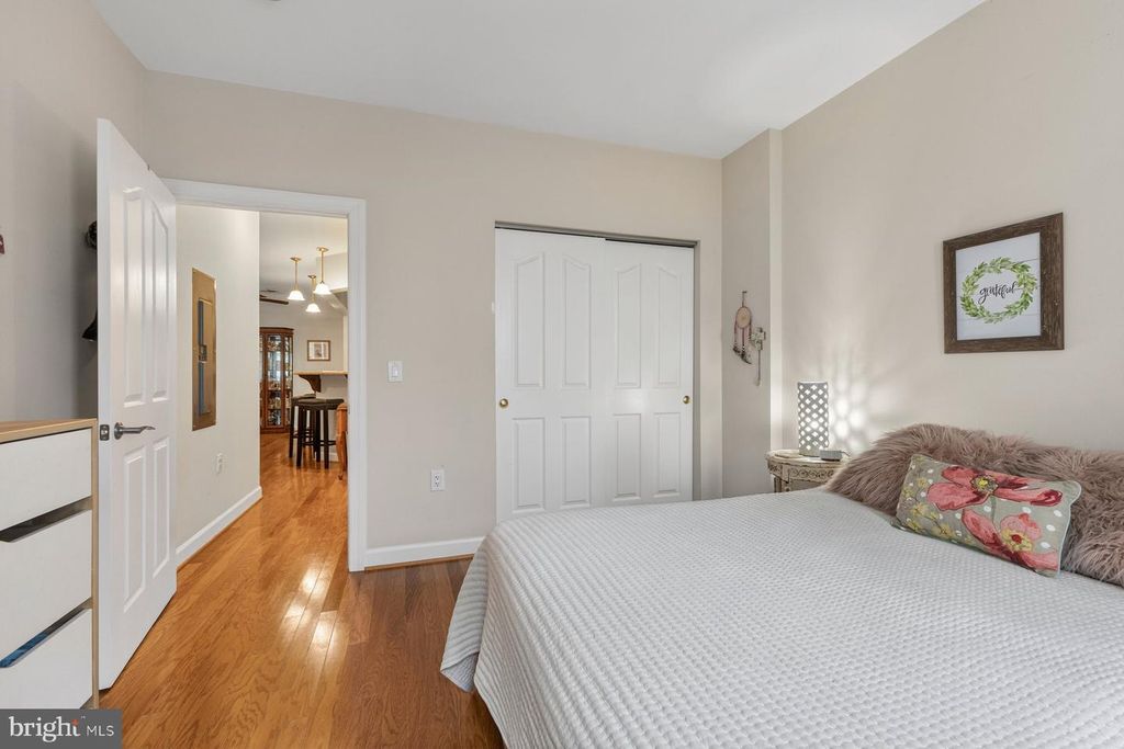 Image 26 of property listing at 800 EDELEN STATION PL #204, La Plata, MD 20646