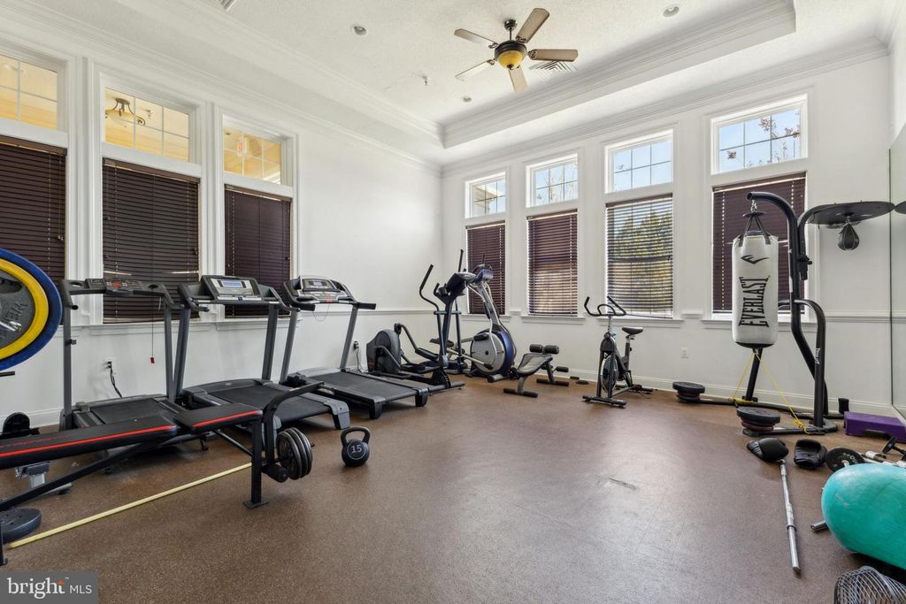 Image 32 of property listing at 800 EDELEN STATION PL #204, La Plata, MD 20646