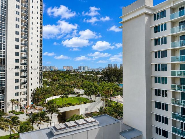 19201 Collins Avenue 707, Sunny Isles Beach, FL 33160
