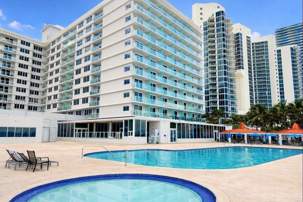 19201 Collins Avenue 707, Sunny Isles Beach, FL 33160