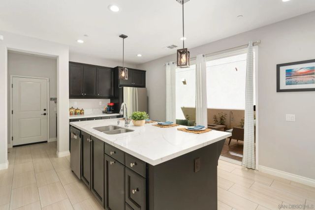 21572 Saddle Bred Lane, Escondido, CA 92029