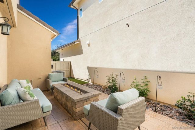 21572 Saddle Bred Lane, Escondido, CA 92029