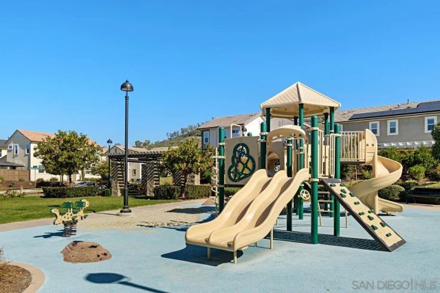 21572 Saddle Bred Lane, Escondido, CA 92029