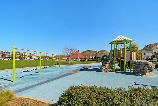 21572 Saddle Bred Lane, Escondido, CA 92029