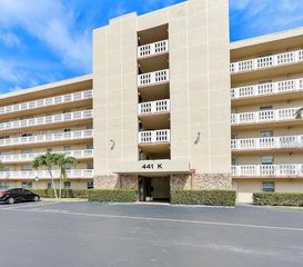 441 SE 3rd St 505, Dania Beach, FL 33004
