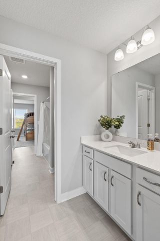 17131 Doppler Lane, Lakeville, MN 55044
