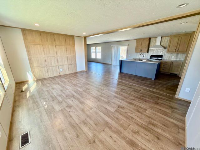 5425 Morris St, Carville, LA 70721