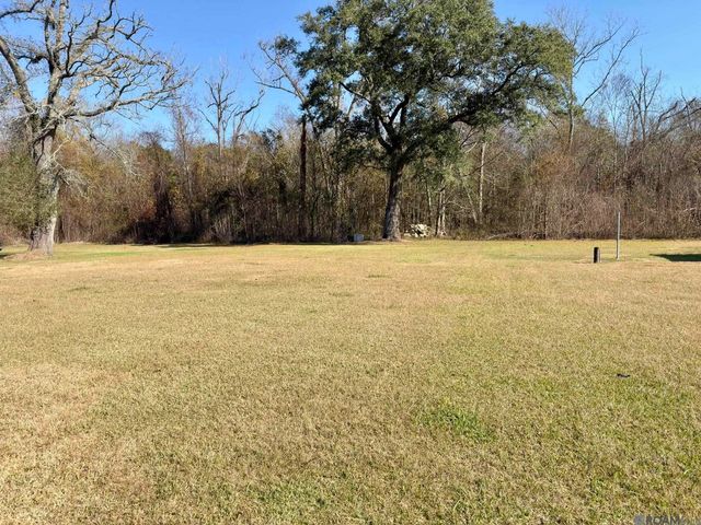 5425 Morris St, Carville, LA 70721