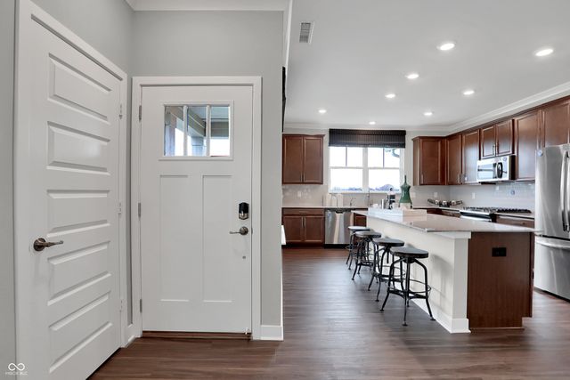 513 Regatta Lane, Plainfield, IN 46168