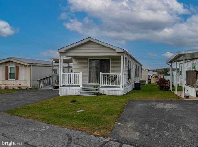 1033 BARBERRY AVE, Reading, PA 19605