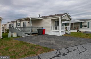 1033 BARBERRY AVE, Reading, PA 19605