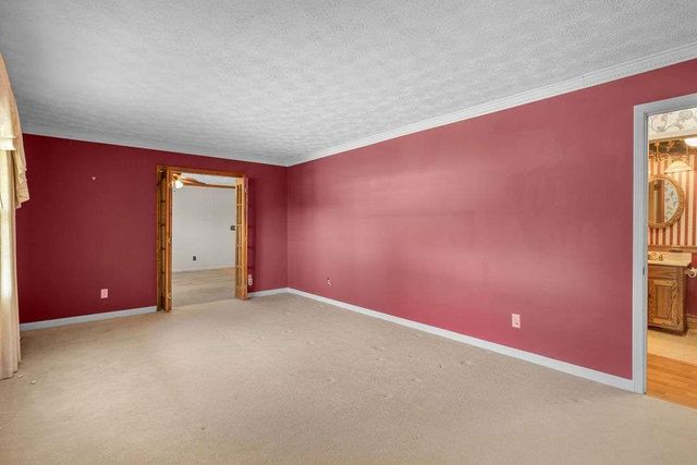 8 Montre Circle, Silver Creek, GA 30173