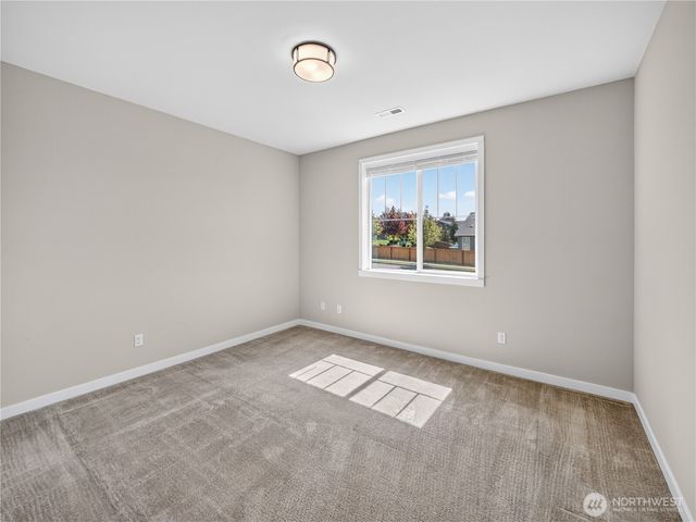 3373 Fisk Avenue, Enumclaw, WA 98022