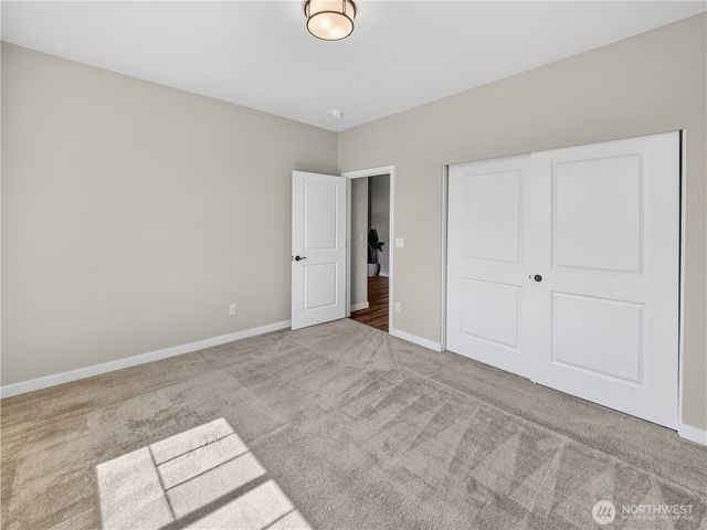 3373 Fisk Avenue, Enumclaw, WA 98022