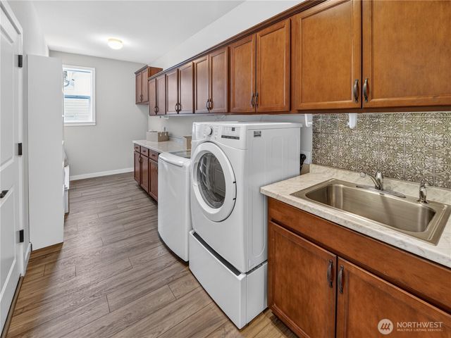 3373 Fisk Avenue, Enumclaw, WA 98022