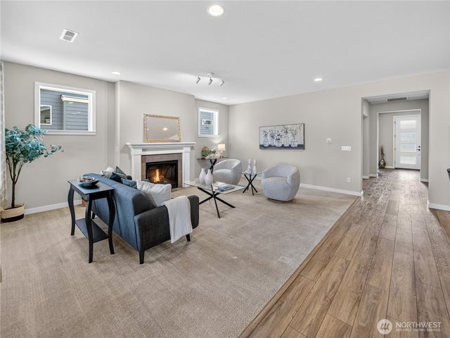 3373 Fisk Avenue, Enumclaw, WA 98022