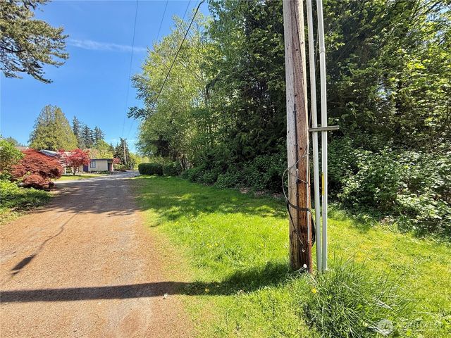 1356 SE Carl Pickel Drive, Port Orchard, WA 98366