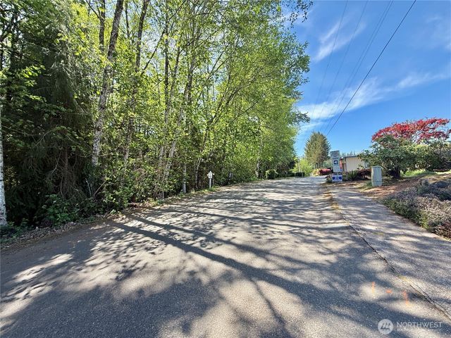 1356 SE Carl Pickel Drive, Port Orchard, WA 98366