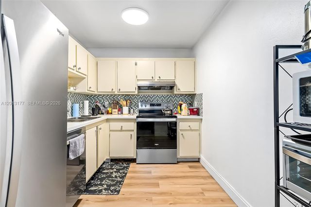 919 Hillcrest 607, Hollywood, FL 33021