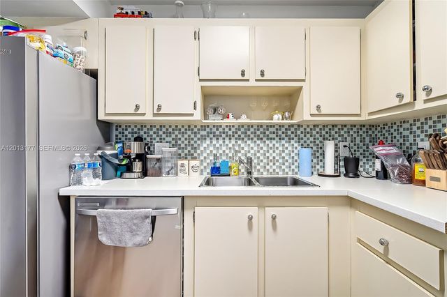 919 Hillcrest 607, Hollywood, FL 33021