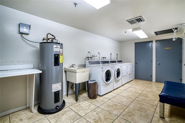 919 Hillcrest 607, Hollywood, FL 33021